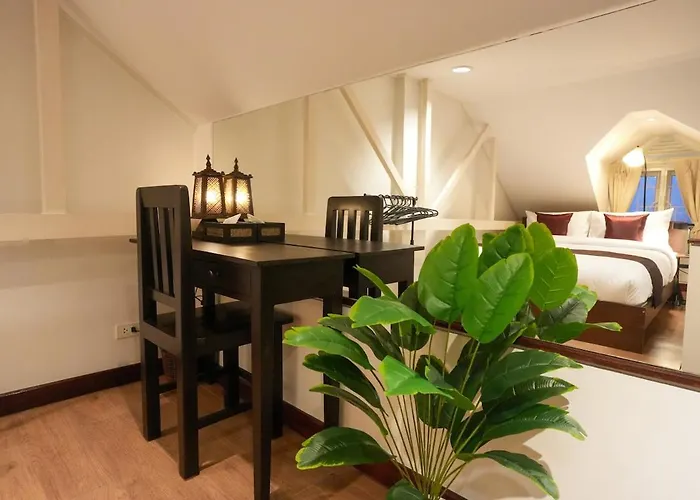 Nivas Wanit 3br 1sfb Yaowarat Mrt Entirehome 85sqm Villa Bangkok